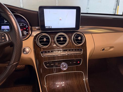 Used 2015 Mercedes-Benz C 300 4MATIC Sedan image 16