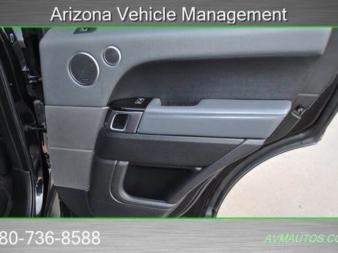 Used 2015 Land Rover Range Rover Sport HSE AWD/4WD image 27