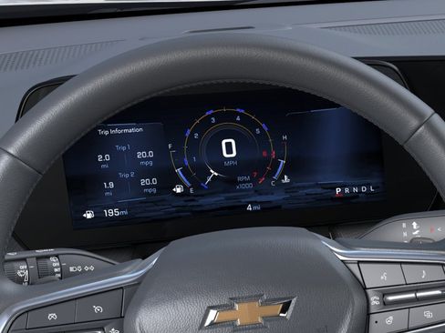 New 2026 Chevrolet Equinox LT w/ Safety and Technology Package FWD image 18