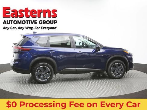 Used 2024 Nissan Rogue SV AWD/4WD image 43