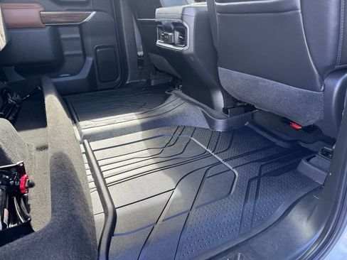 Used 2022 Chevrolet Silverado 2500 High Country w/ Z71 Off-Road Package image 18