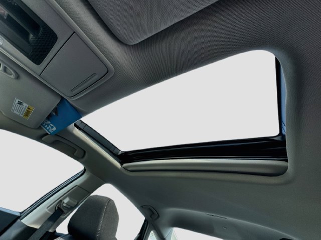 Certified 2023 Honda Accord EX image 25