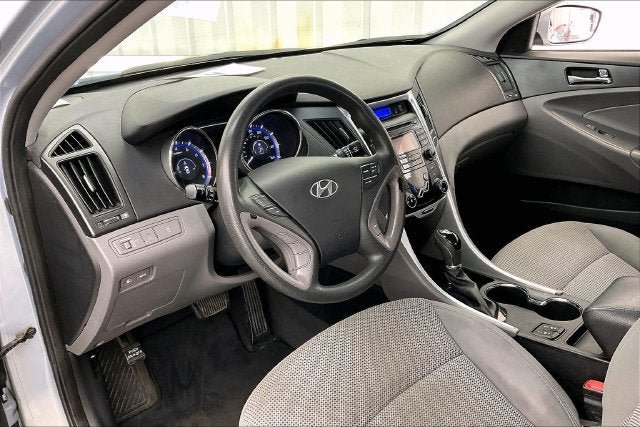 Used 2013 Hyundai Sonata GLS w/ Popular Equipment Pkg FWD image 16