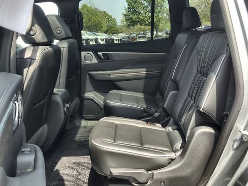 New 2026 Buick Enclave Avenir w/ Super Cruise Package FWD image 26