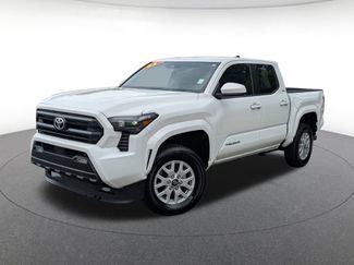 Used 2024 Toyota Tacoma SR5 RWD video 1