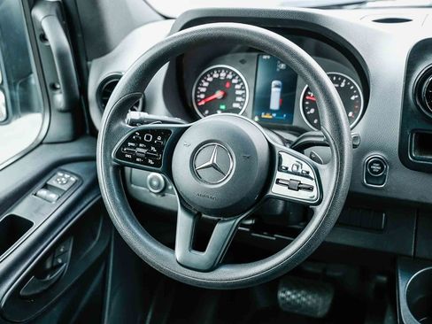 Used 2023 Mercedes-Benz Sprinter 144 Cargo image 13
