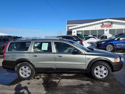 Used 2006 Volvo XC70 AWD/4WD image 7