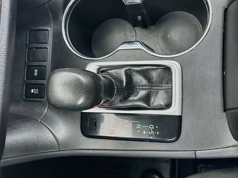 Used 2019 Toyota Highlander LE FWD image 23