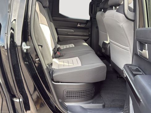 Used 2024 Toyota Tacoma TRD Sport image 11