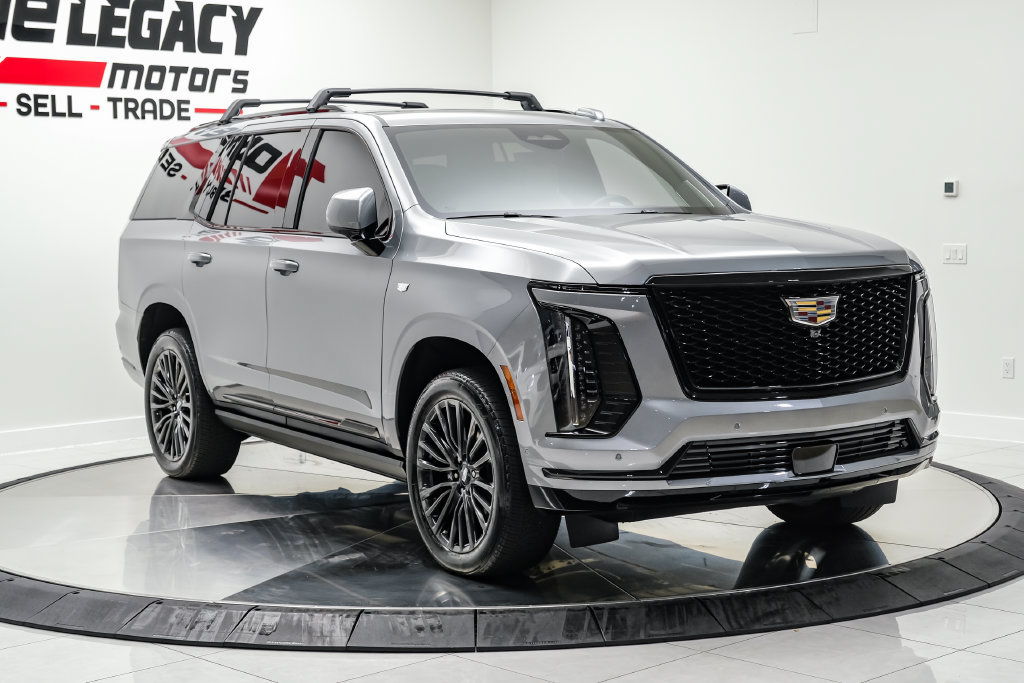 Used 2025 Cadillac Escalade Sport Platinum AWD/4WD image 3