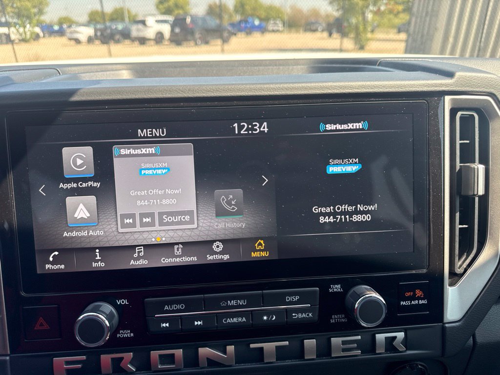 Used 2025 Nissan Frontier SV RWD image 22