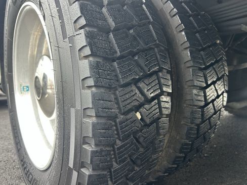 Used 2005 GMC TopKick C4500 4x4 Crew Cab image 95