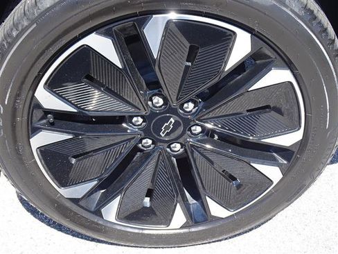 Used 2024 Chevrolet Blazer EV RS image 6