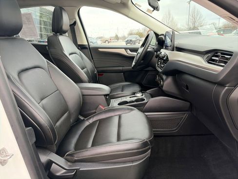 Used 2022 Ford Escape SEL image 15