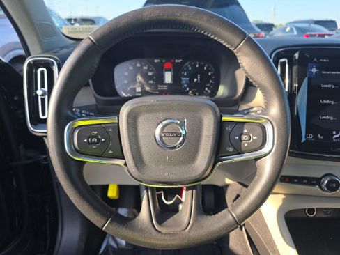 Used 2019 Volvo XC40 T5 Inscription AWD/4WD image 7