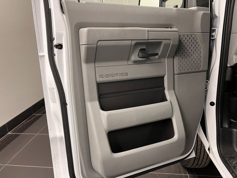 New 2026 Ford E-350 and Econoline 350 Super Duty w/ Power Equipment Group image 20