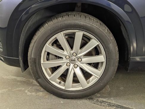 Used 2016 Volvo XC90 T6 Momentum w/ Momentum Plus Package image 10