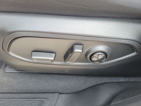 Used 2026 Jeep Grand Cherokee L 2WD image 14