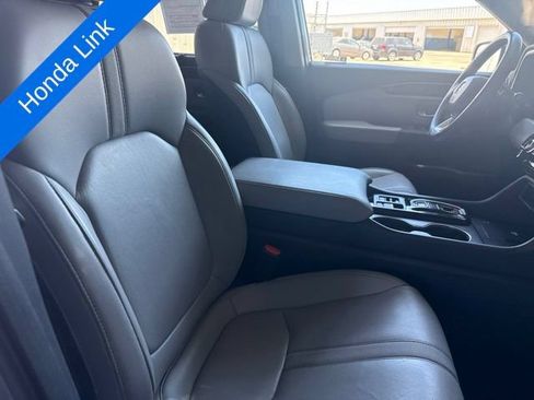 Used 2023 Honda Pilot Touring image 14