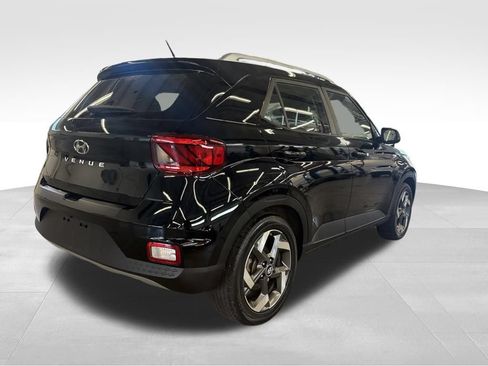 Used 2023 Hyundai Venue SEL FWD image 26