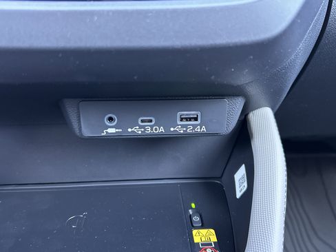 Used 2026 Subaru Forester Premium image 15