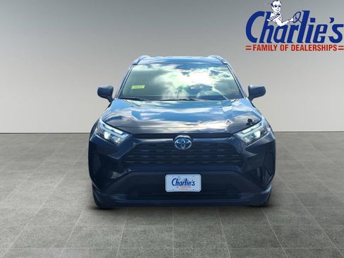 Certified 2023 Toyota RAV4 LE AWD/4WD image 2