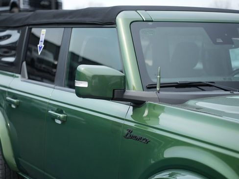 Used 2022 Ford Bronco Outer Banks AWD/4WD image 9