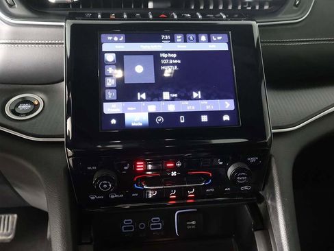 Used 2024 Jeep Grand Cherokee L Altitude image 46