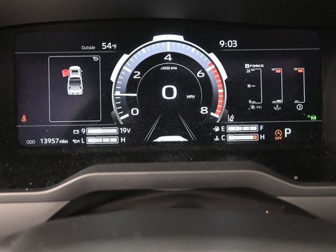 Used 2022 Toyota Tundra Platinum image 17