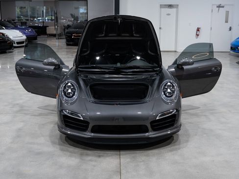 Used 2014 Porsche 911 Turbo S AWD/4WD image 37