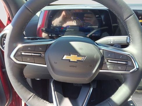 New 2026 Chevrolet Equinox LT w/ Convenience Package II AWD/4WD image 13