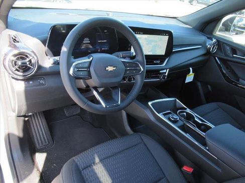 New 2026 Chevrolet Equinox LT image 15