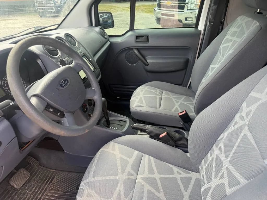 Used 2011 Ford Transit Connect XLT FWD image 9