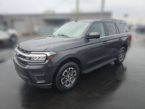 Certified 2024 Ford Expedition XLT AWD/4WD image 1