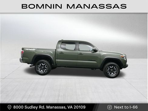 Used 2021 Toyota Tacoma TRD Off-Road image 3
