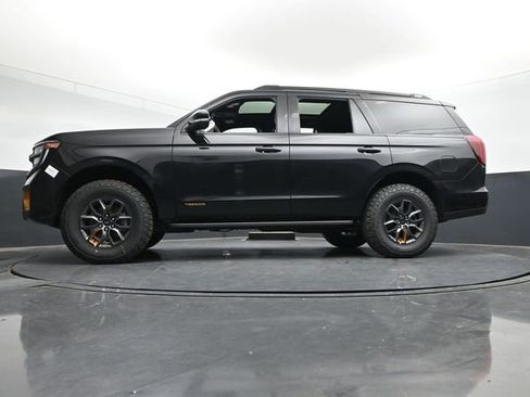 Certified 2025 Ford Expedition Tremor image 35