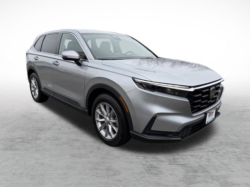 Used 2023 Honda CR-V EX image 3