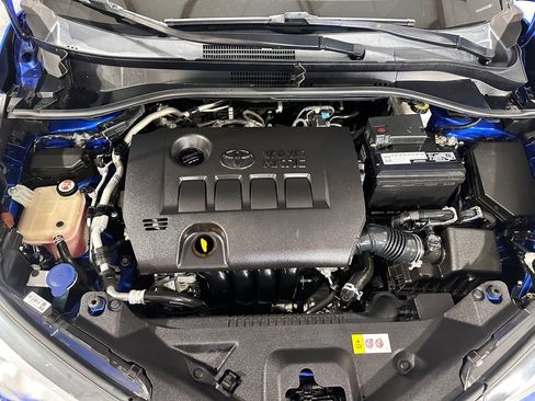 Used 2018 Toyota C-HR XLE image 38