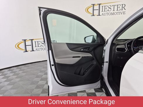 Used 2022 Chevrolet Equinox LT FWD image 13