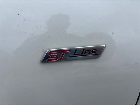 Used 2024 Ford Escape ST-Line w/ Tech Pack #1 AWD/4WD image 4