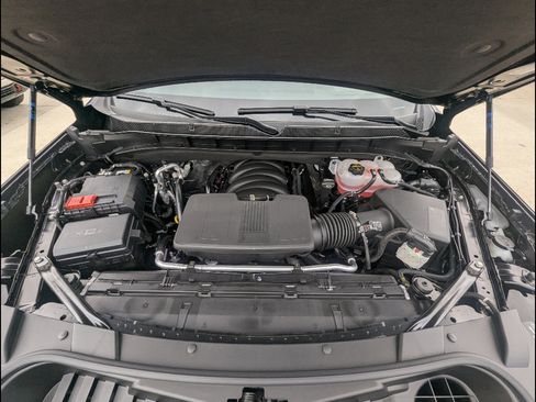 New 2026 Chevrolet Suburban Premier AWD/4WD image 12