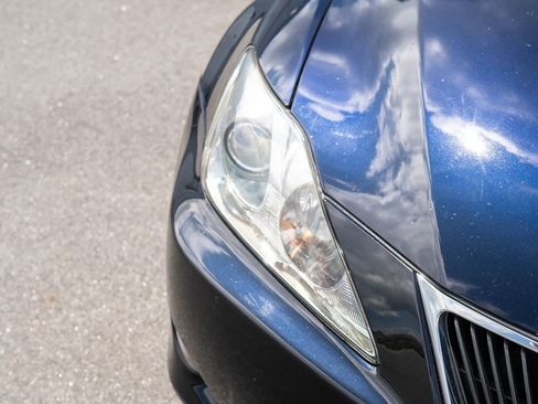 Used 2007 Lexus IS 250 AWD image 11