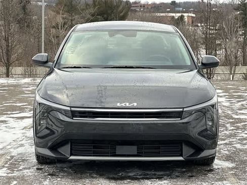 Used 2025 Kia K4 EX image 20
