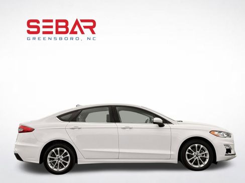Used 2020 Ford Fusion SE FWD image 5