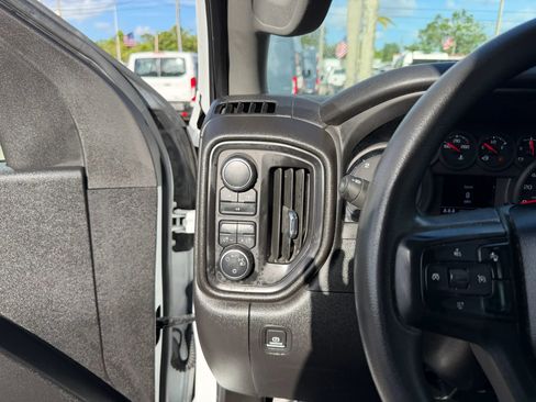 Used 2024 Chevrolet Silverado 3500 W/T AWD/4WD image 15