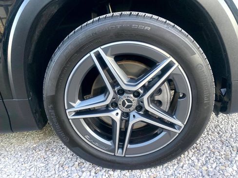 Used 2022 Mercedes-Benz GLB 250 4MATIC image 25