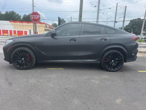 Used 2022 BMW X6 xDrive40i w/ Executive Package AWD/4WD image 2