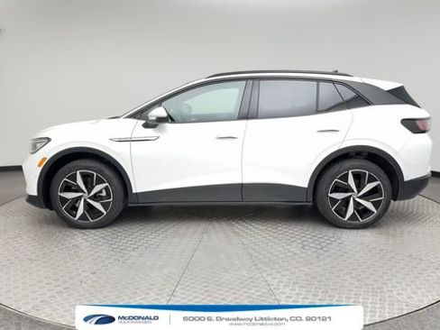 Used 2024 Volkswagen ID.4 Pro S AWD/4WD image 5