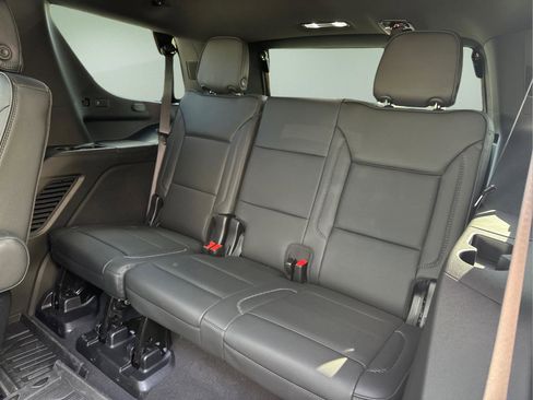 Used 2026 GMC Yukon Denali w/ Sun & Power Step Package AWD/4WD image 15