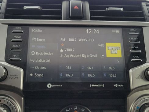 Used 2022 Toyota 4Runner SR5 Premium w/ Moonroof Package image 27